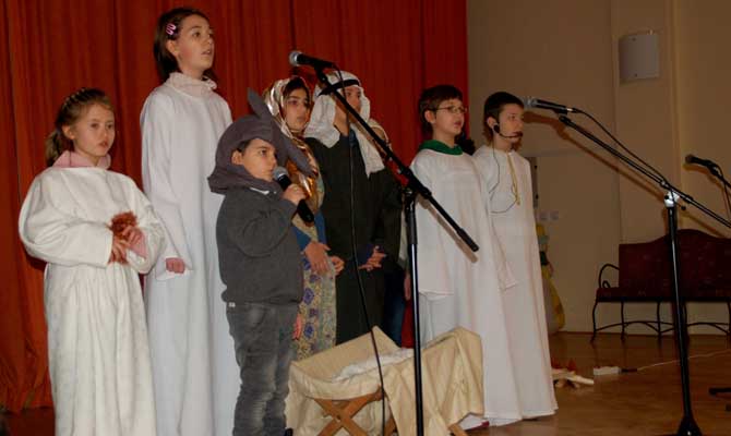 Cipődobozos akcio a baptista szeretetszolgálat részéről 2015. december 27. képek